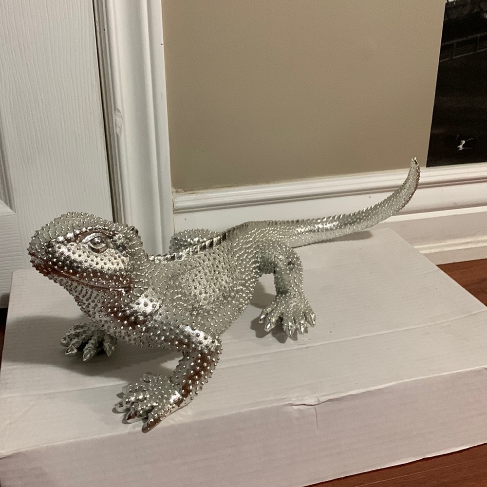 Shiny Lizard 🦎 Decor